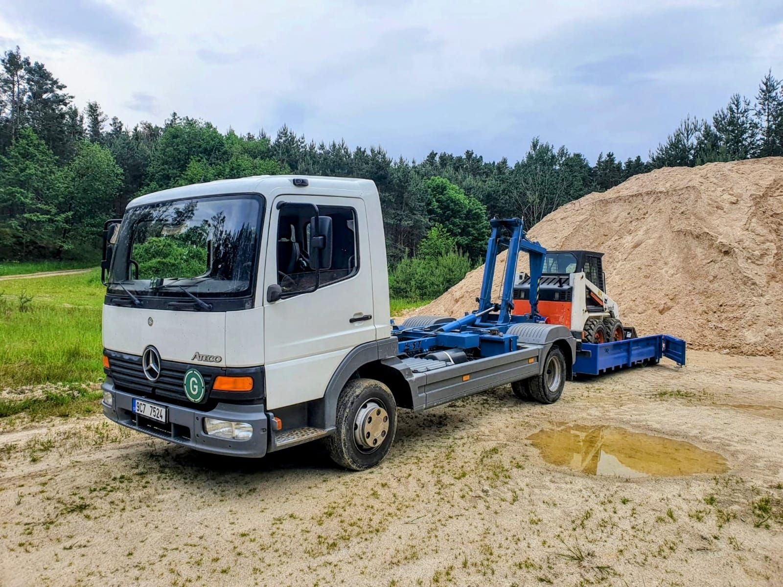 Zemní a výkopové práce - doprava materiálu